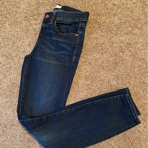 Madewell Denim - Madewell Women's Skinny Jeans in Dark Blue Wash
